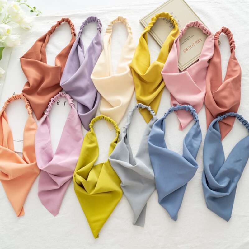 

Random 3pcs Solid Kerchief, Multicolor