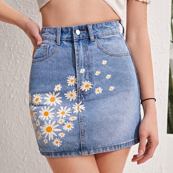 

Floral Print Straight Denim Skirt, Light wash