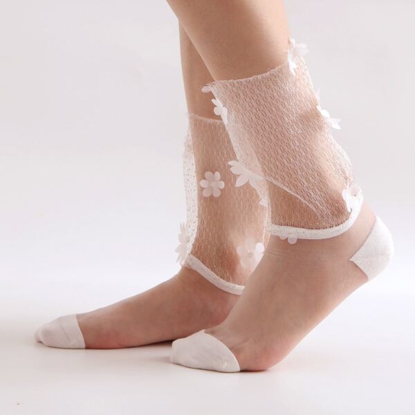 

Flower Patched Mesh Socks, White
