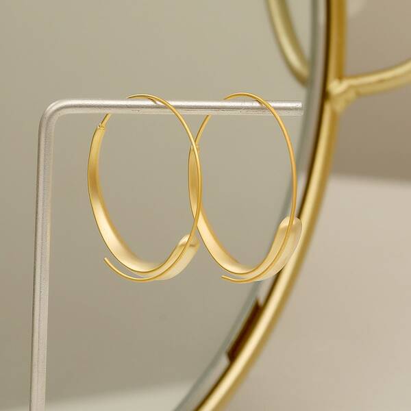 

Metal Hoop Earrings, Gold