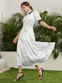 SHEIN X Dr.kholoud 拼接蕾絲邊自腰帶提花連衣裙 - 白色 - 查看 5