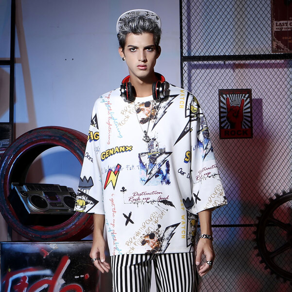 

Men Drop Shoulder Letter & Cartoon Graphic Tee, Multicolor