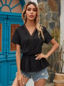 SHEIN Frenchy 蕾絲面露背襯衫 - 黑色 - 查看 3