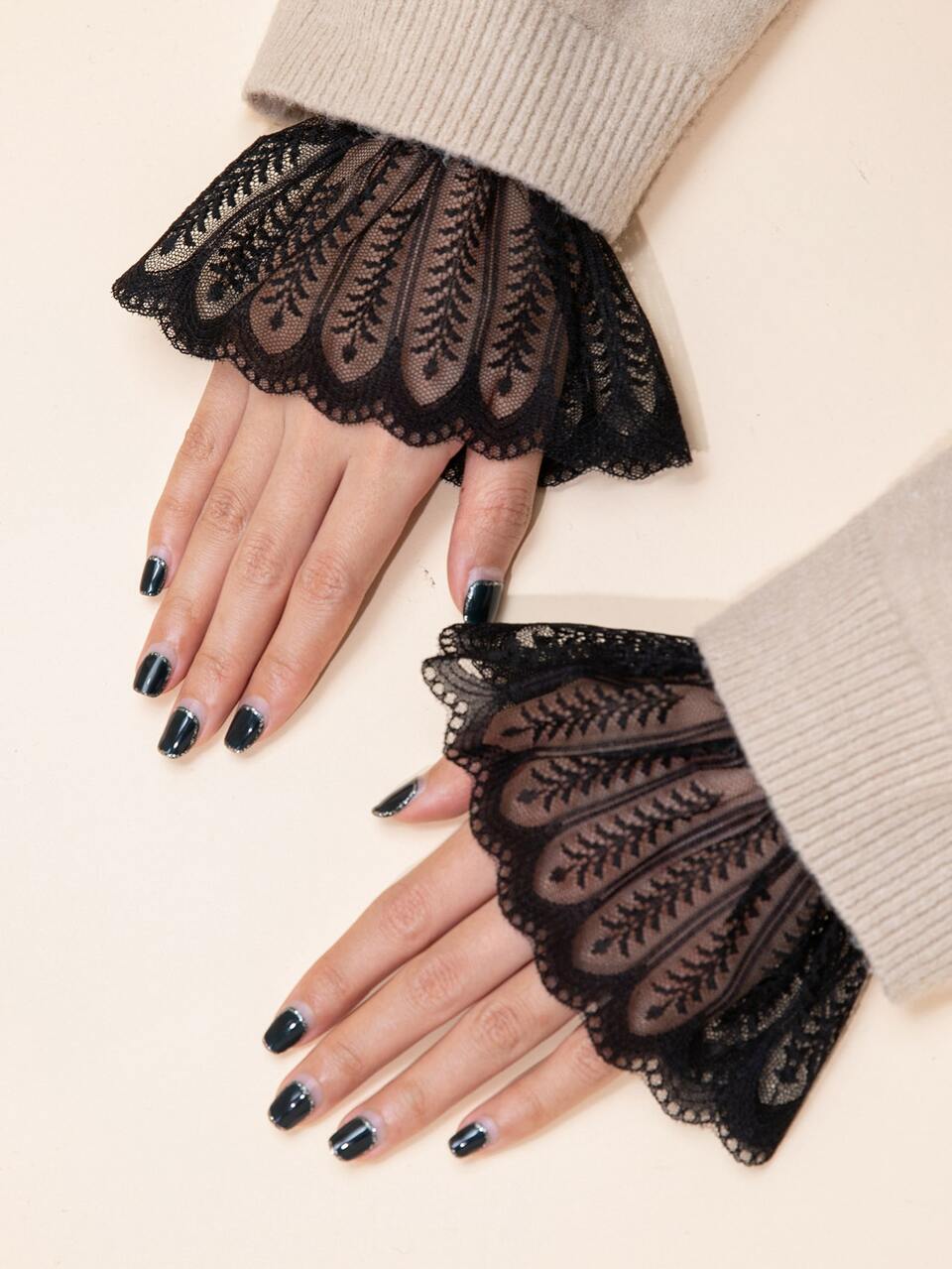 Vintage Hollow Out Lace Sleeve Gloves Summer
