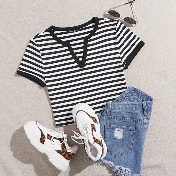 

Notched Neck Striped Tee, Black and white