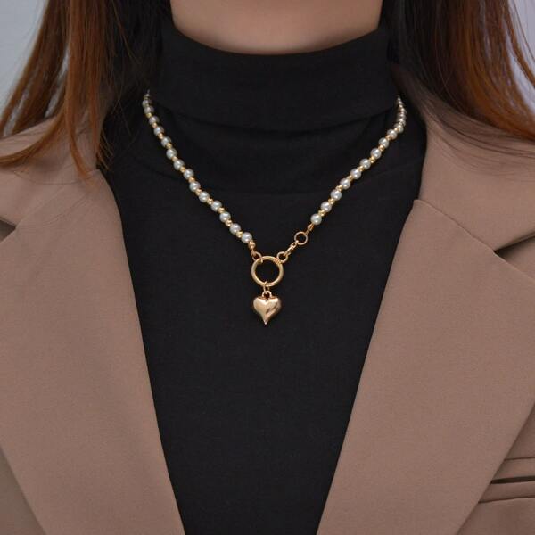 

Heart Charm Faux Pearl Necklace, Gold