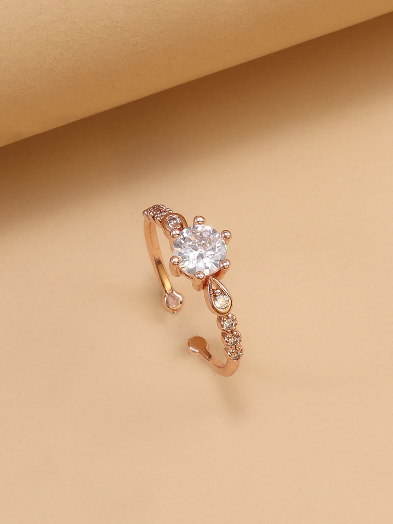 水鑽裝飾開口戒指 - 金黃色 - 查看 1