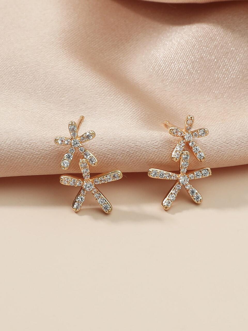 1pc Rhinestone Flower Decor Stud Earrings Copper Jewelry Valentines