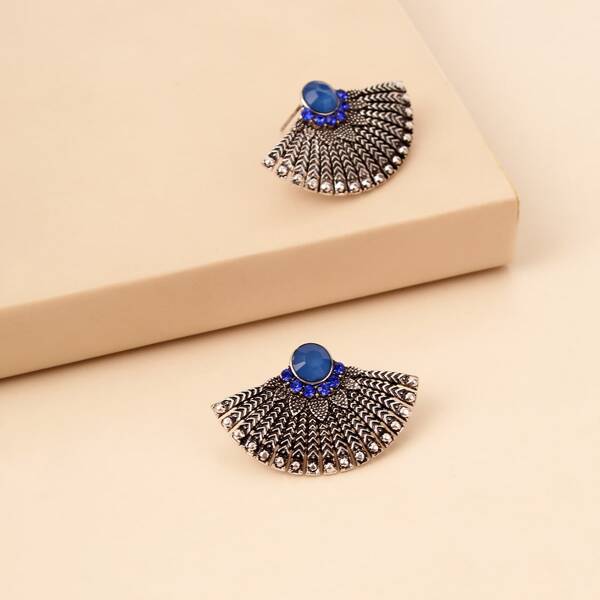 

Rhinestone Decor Textured Metal Stud Earrings, Antique silver