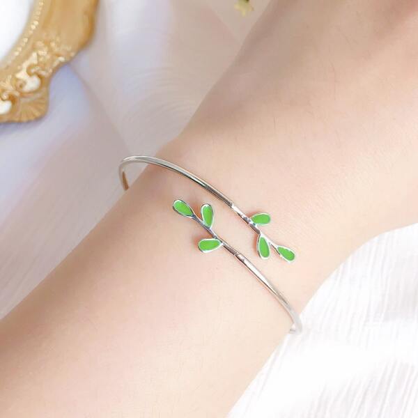 

Leaf Design Bracelet, Green