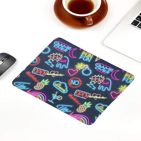 

Pineapple Print Mouse Pad, Multicolor