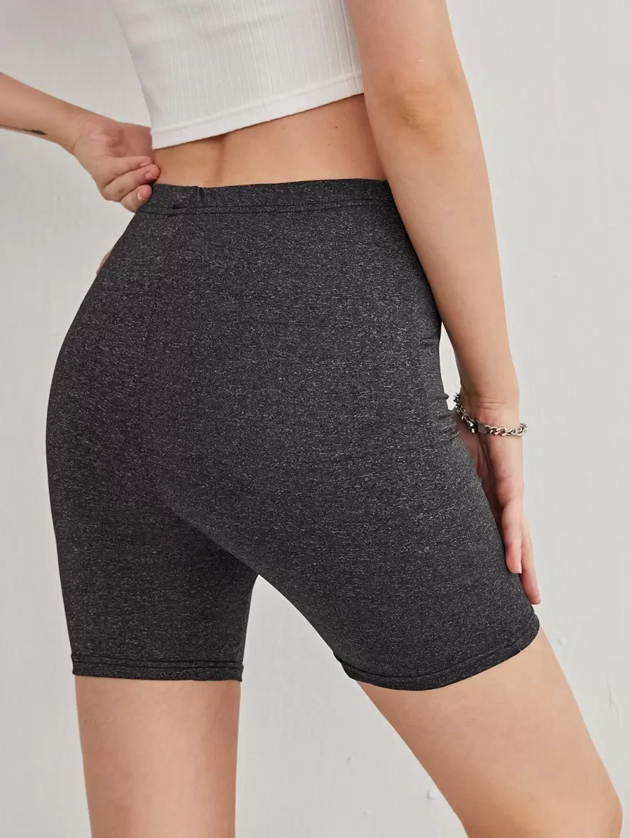 SHEIN EZwear 彈性腰素色機車短褲 - 黑色 - 查看 1