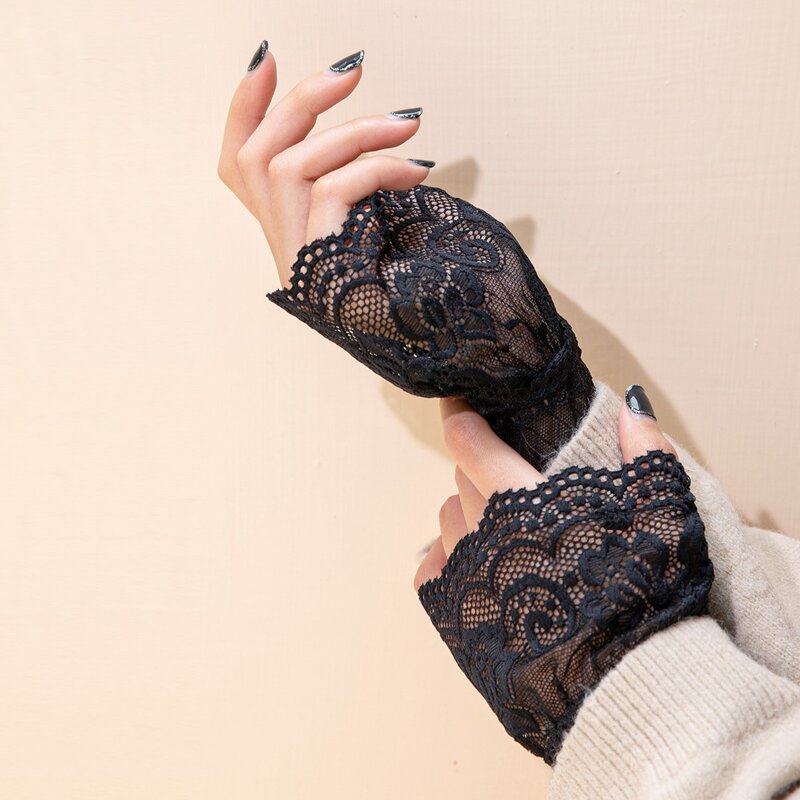 

Solid Fake Cuff, Black