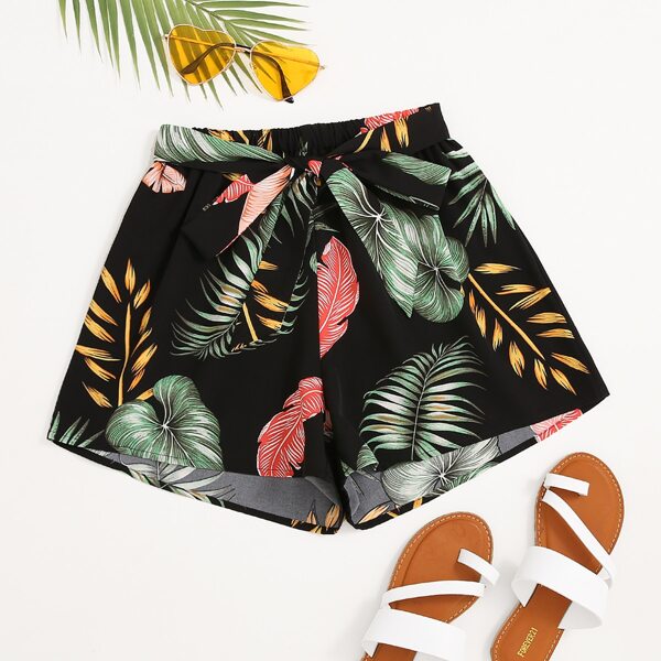 

Tropical Print Tie Front Shorts, Black