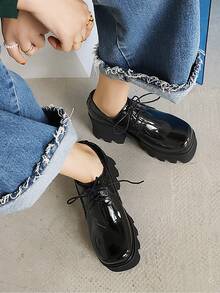 亮面粗高跟牛津鞋 - 黑色 - 查看 5