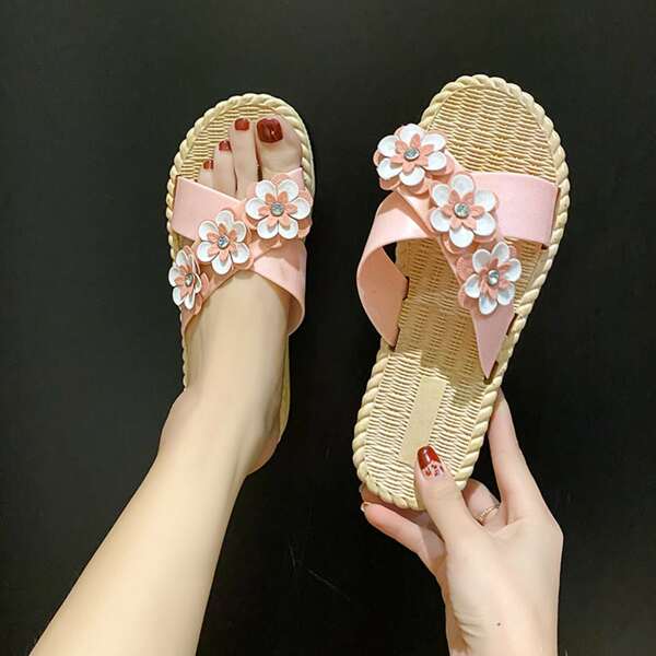 

Flower Decor Criss Cross Slides, Pink