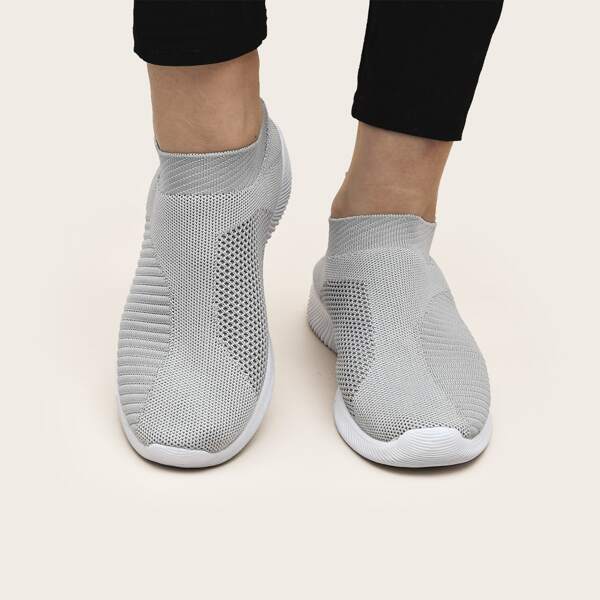 

Minimalist Knit Running Shoes, Grey