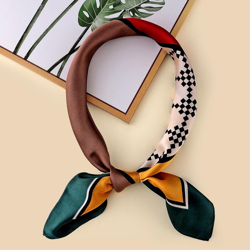 

Colorblock Geo Graphic Bandana, Multicolor