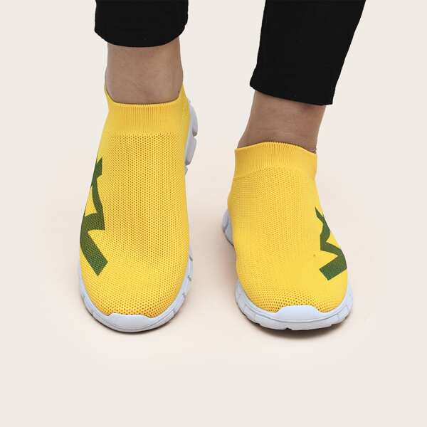 

Slip On Low Top Running Shoes, Yellow