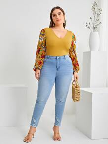 Plus Contrast Floral Sleeve V-neck Top - Mustard Yellow - View 4