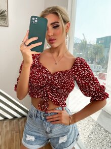 Top corto con estampado floral de margaritas con fruncido con cordón - Rojo y blanco - Ver 3