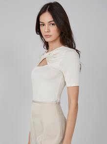 MOTF PREMIUM VISCOSE SLIM TWIST TOP - Beige - View 9