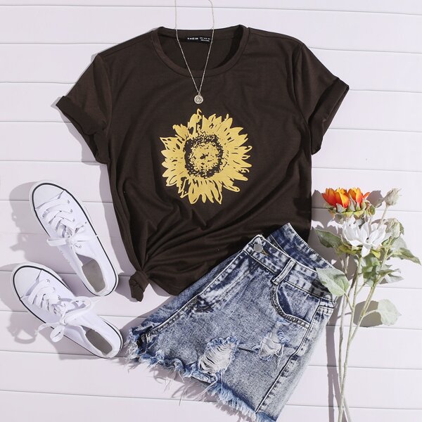 

Sunflower Print Round Neck Tee, Chocolate brown