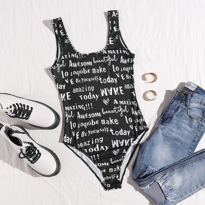 

Slogan & Heart Print Bodysuit, Black and white