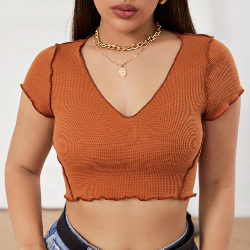 V-neck Lettuce Trim Crop Tee, Brown