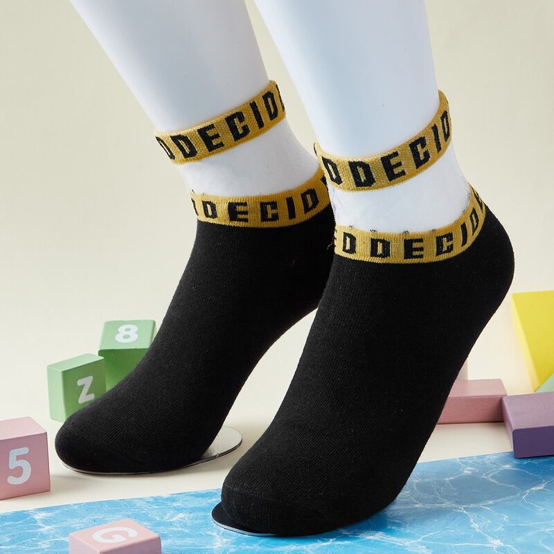 

Letter Graphic Socks, Black