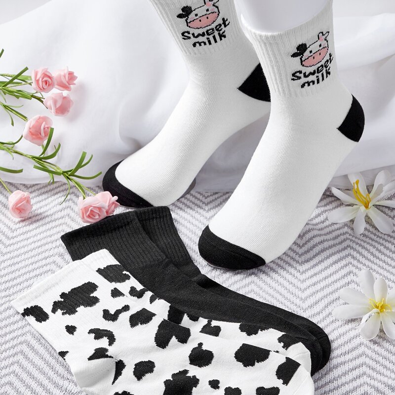 

3pairs Cow Print Crew Socks, Black and white