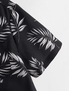 SHEIN قميص بطباعة نباتات للاولاد