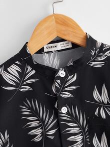 SHEIN قميص بطباعة نباتات للاولاد