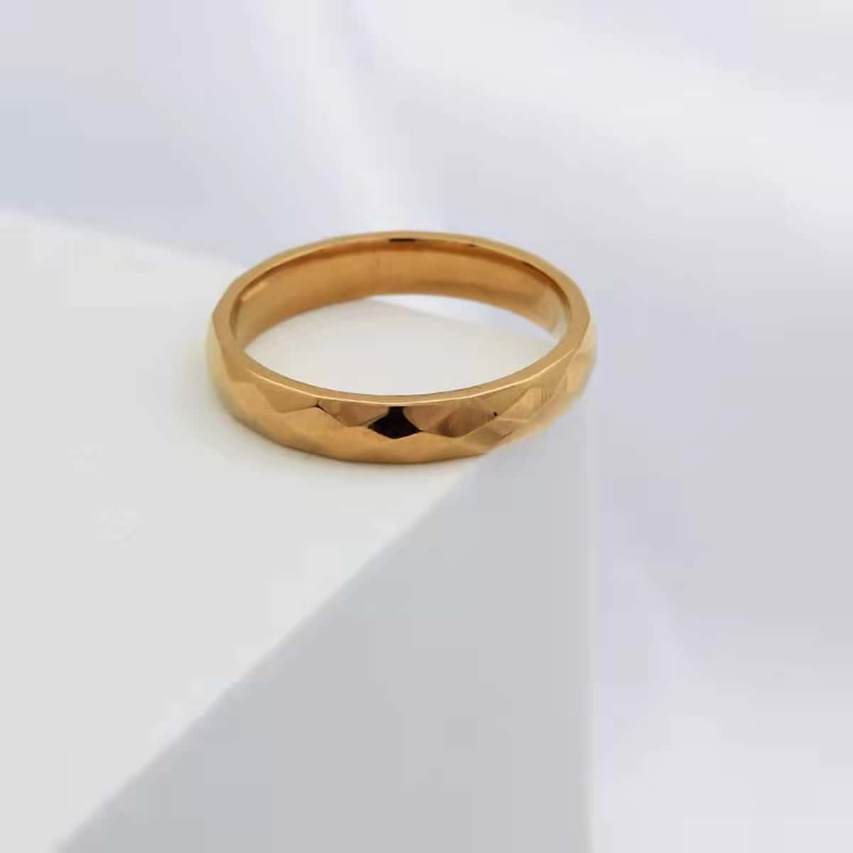 

Guys 1pc Textured Ring, Gold