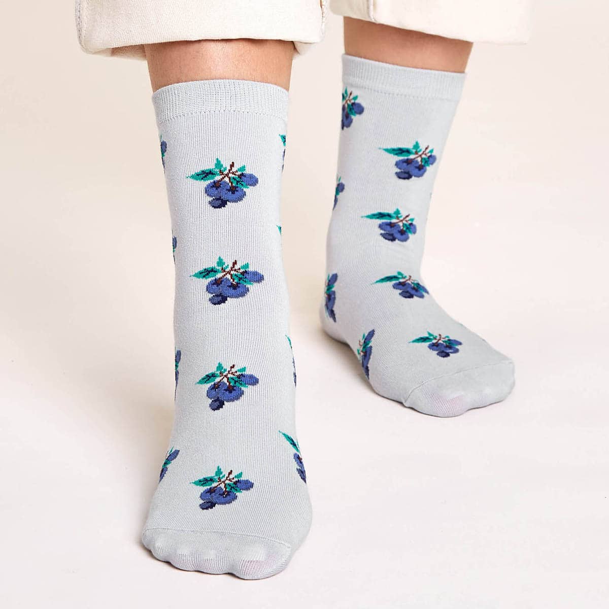 

Blueberry Crew Socks, Grey