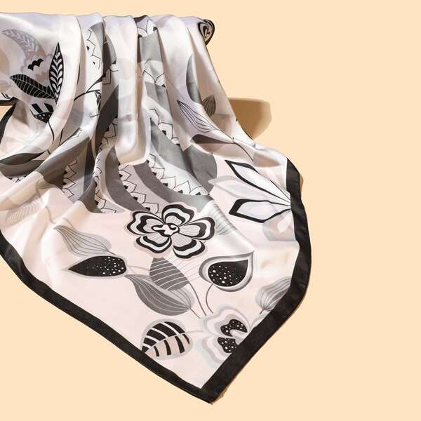 

Flower Print Bandana, Multicolor