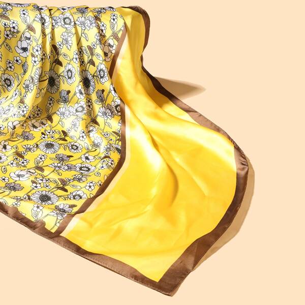 

Ditsy Floral Pattern Bandana, Multicolor