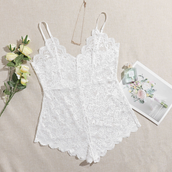 

Plus Floral Lace Scallop Trim Teddy Bodysuit, White