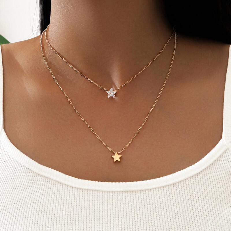 

1pc Star Layered Necklace, Gold
