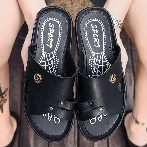 

Men Metal Star Detail Slides, Black
