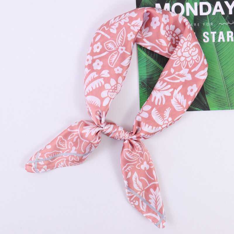 

Floral Pattern Bandana, Pink