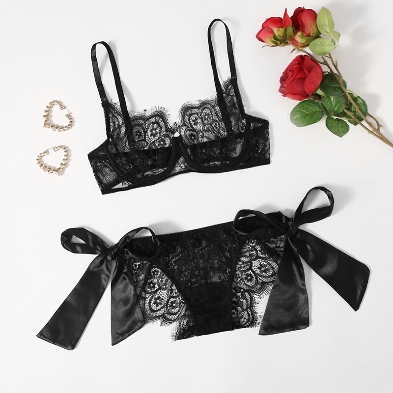 

Floral Lace Underwire Tie Side Lingerie Set, Black
