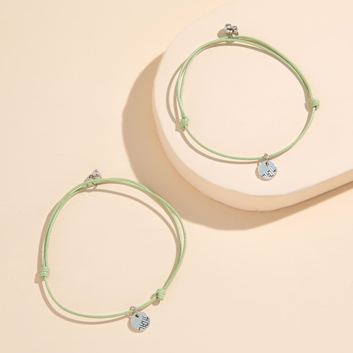 

2pcs Round Charm Bracelet, Green