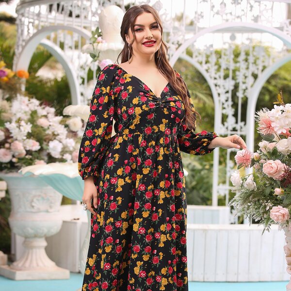 

Plus Sweetheart Neck Allover Floral Dress, Multicolor