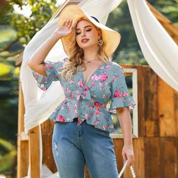 

Plus Floral Print Knot Front Ruffle Hem Top, Dusty blue