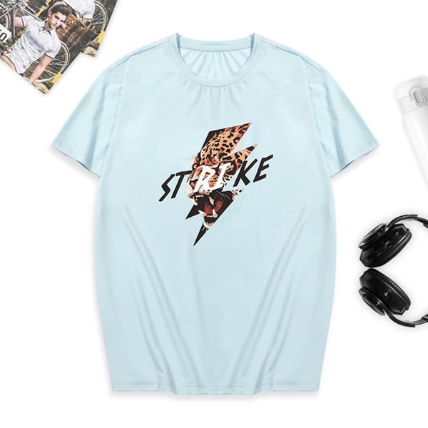 

Men Letter And Leopard Print Tee, Baby blue