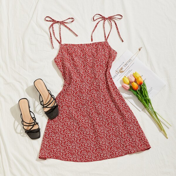 

Plants Print Knot Shoulder Cami Dress, Red