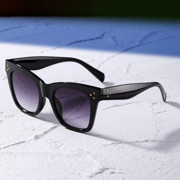 

Rivet Decor Acrylic Frame Glasses