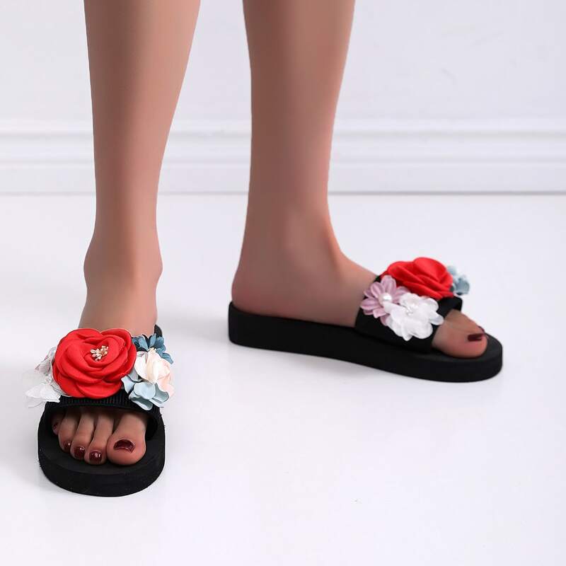 

Floral Decor Slides, Red
