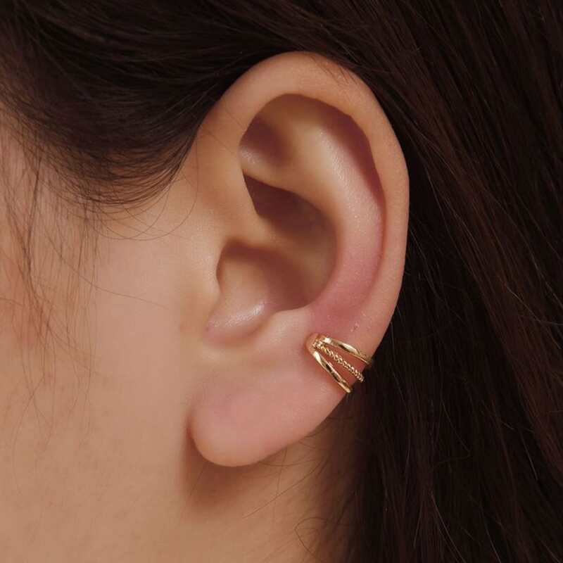 

1pc Hollow Out Ear Cuff, Gold